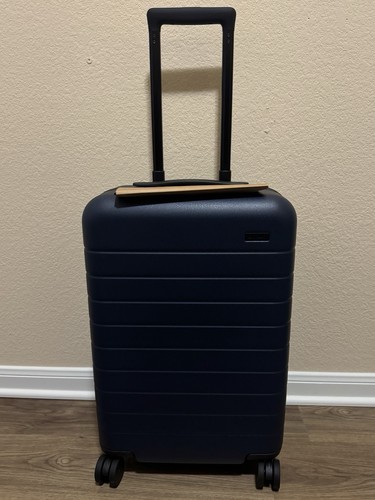 Away travel carry cloud - away,