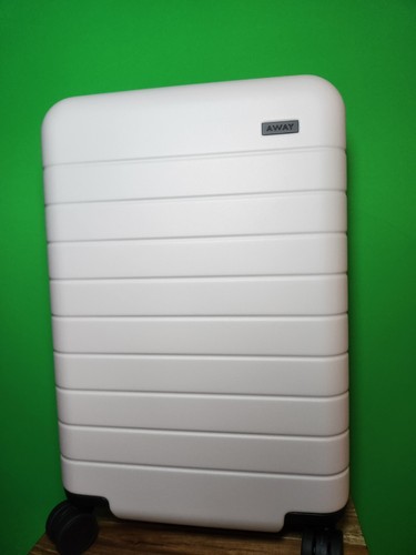 Away carry hardside - carry-on,