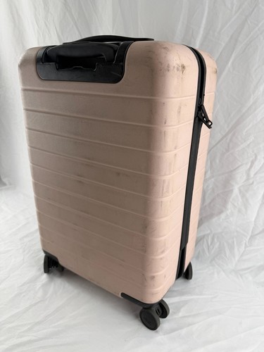 Away carry luggage - away,