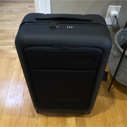 Away black executive carry - black,